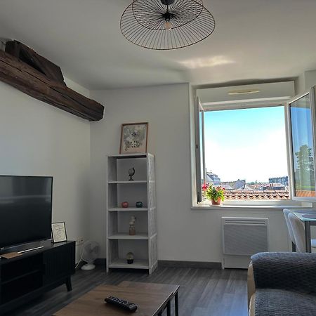 Appartement Cosy En Centre Ville Шоле Екстериор снимка