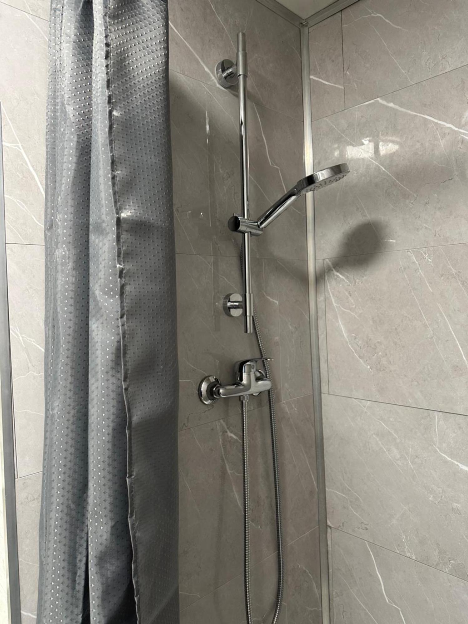 Appartement Cosy En Centre Ville Шоле Екстериор снимка